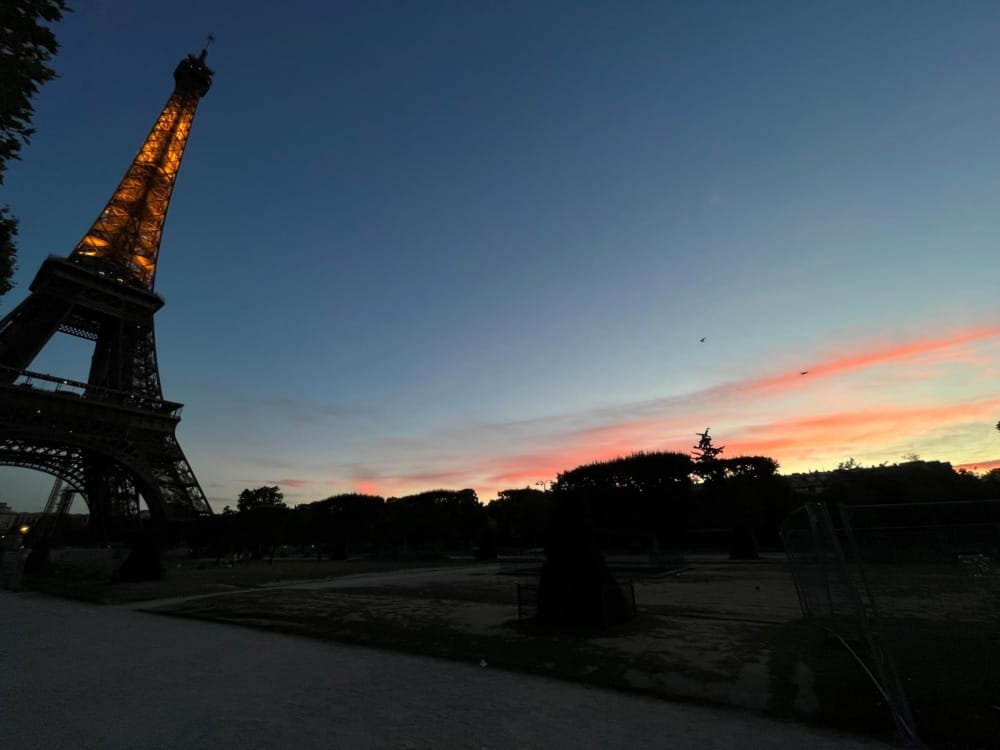 Eiffel tower at night